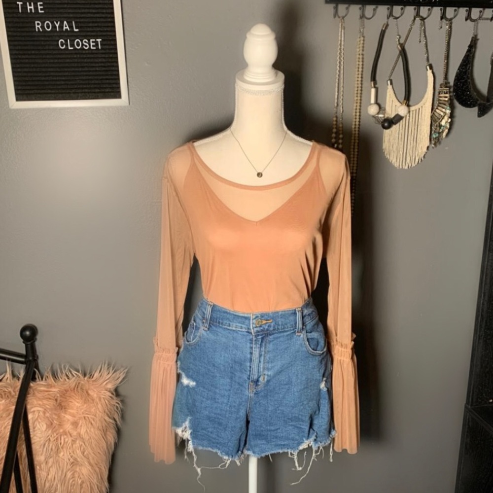 REVAMPED Nude billowy sleeve mesh top with tank